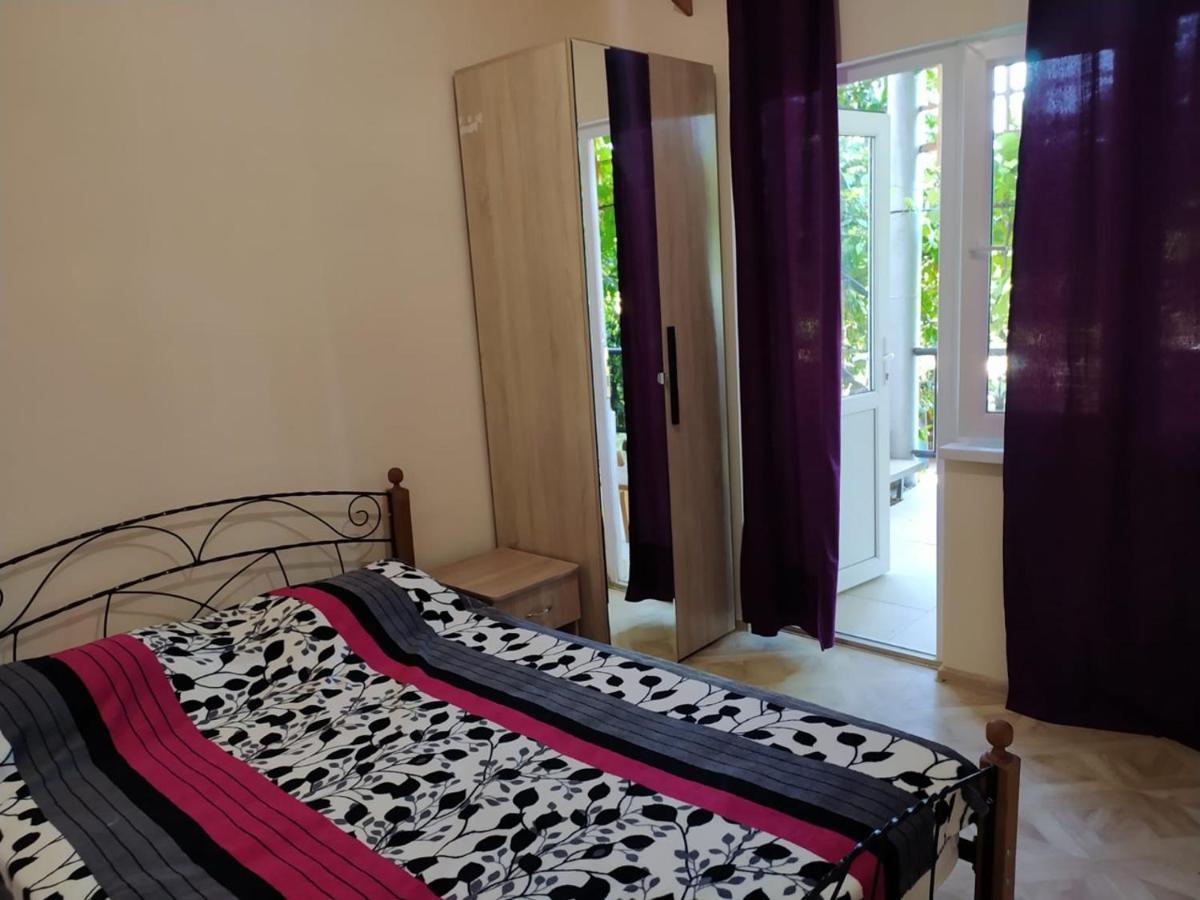 Inzhir Guest House New Athos Bagian luar foto