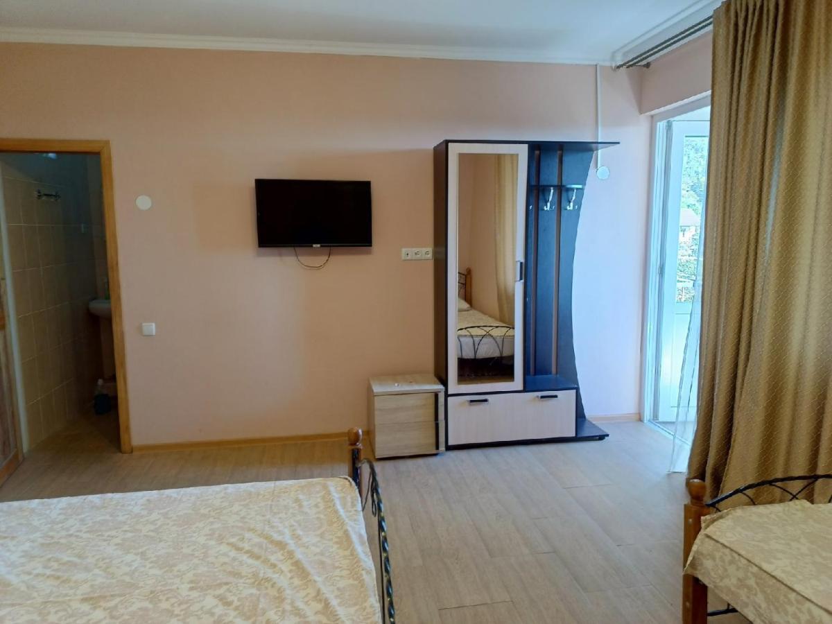 Inzhir Guest House New Athos Bagian luar foto