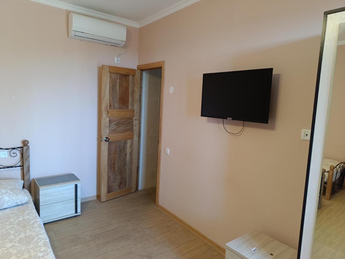 Inzhir Guest House New Athos Bagian luar foto